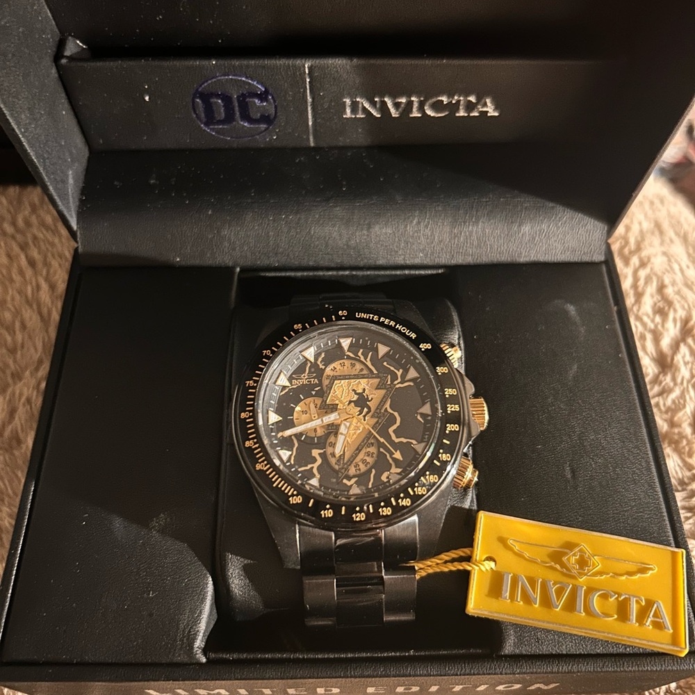 Invicta DC Black Atom Watch - Picture 2 of 4